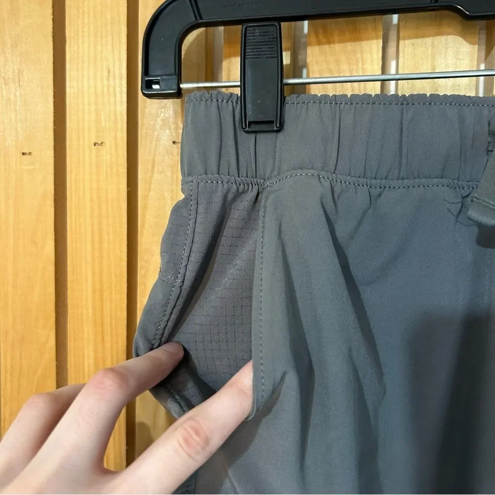 Abercrombie Kids YPB Grey Cargo Shorts Size 13/14